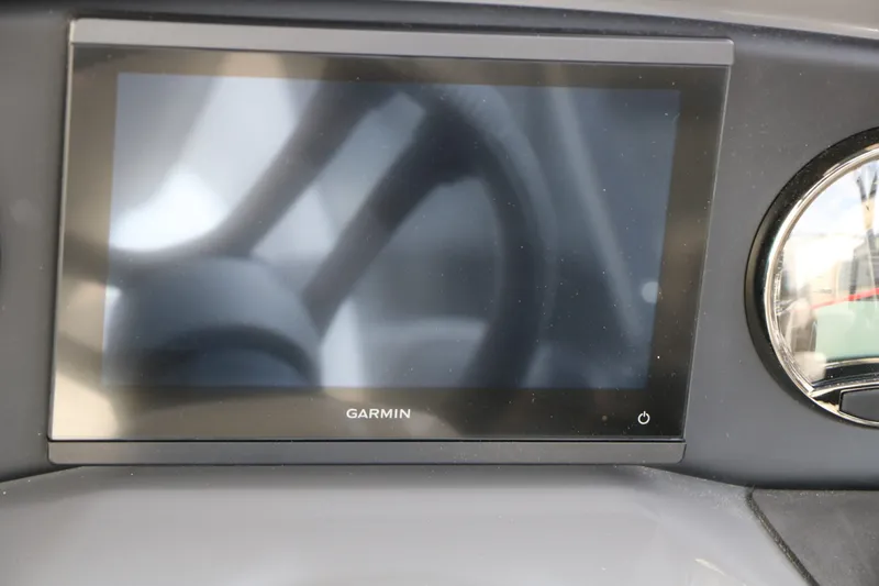 Slide: The Image of EVOTTI 521 QL Tri-Toon 2026 - 51