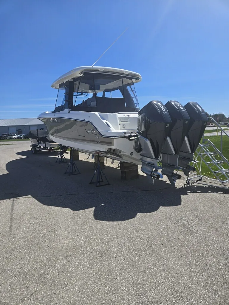 Slide: The Image of Boston Whaler Realm 2025 - 9