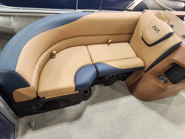 Slide: The Image of Avalon 2385 25 LSZ QL 2026 - 3
