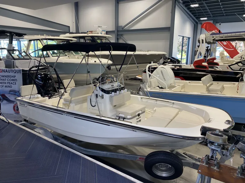 Slide: The Image of Boston Whaler 170 Montauk 2026 - 21