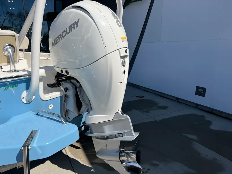Slide: The Image of Boston Whaler Montauk 2026 - 10