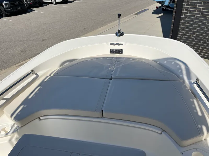 Slide: The Image of Boston Whaler Montauk 2026 - 13