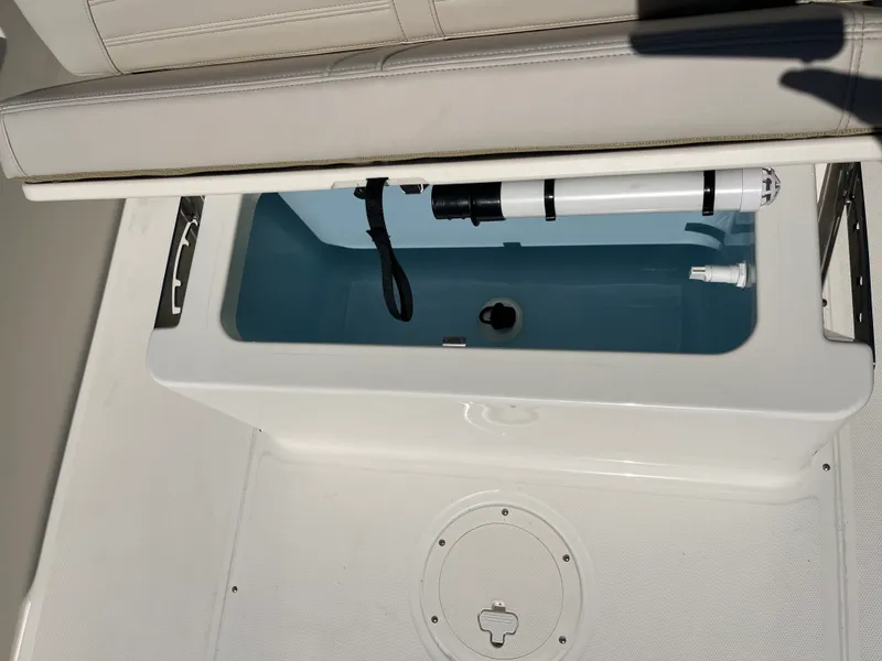 Slide: The Image of Boston Whaler Montauk 2026 - 5