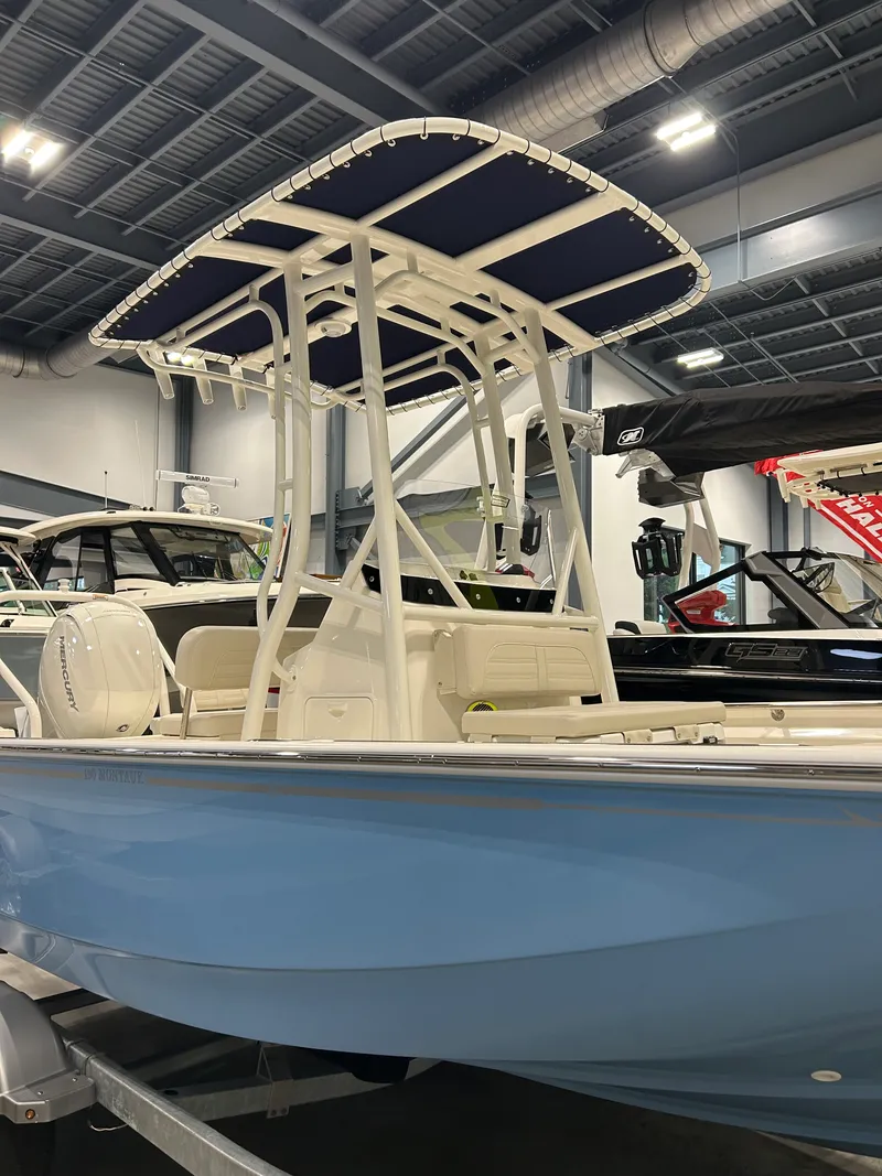 Slide: The Image of Boston Whaler Montauk 2026 - 5