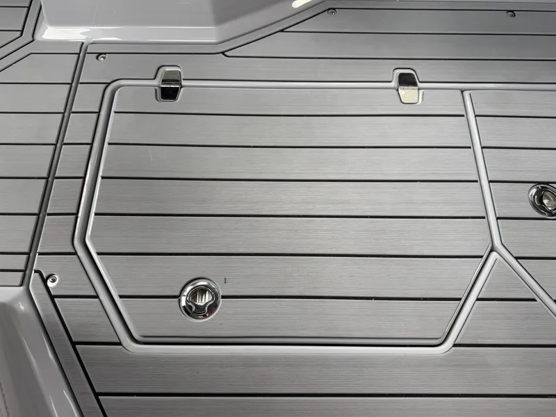 Slide: The Image of Nautique G23 2025 - 28