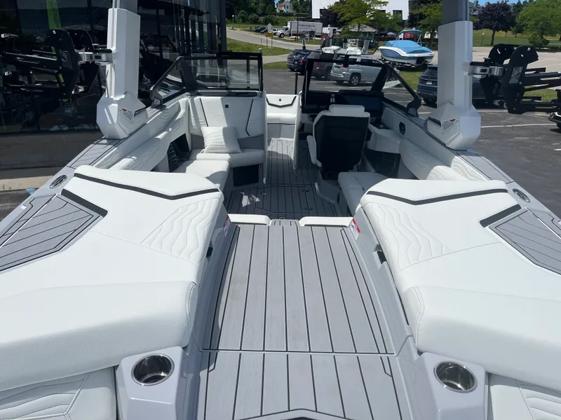 Slide: The Image of Nautique G23 2026 - 10