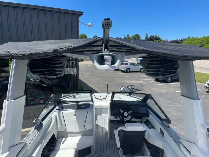 Slide: The Image of Nautique G23 2026 - 30