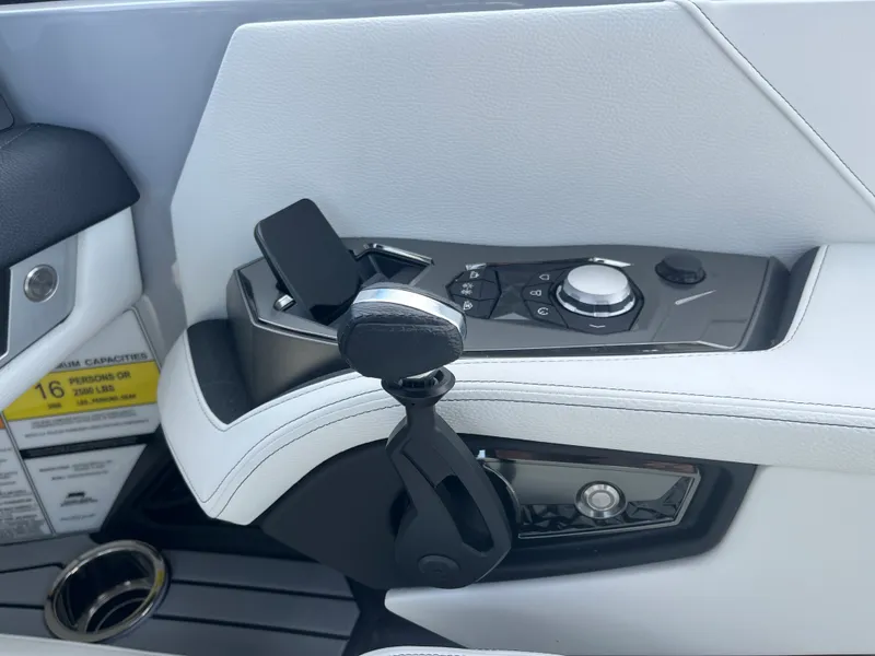 Slide: The Image of Nautique G23 2026 - 17