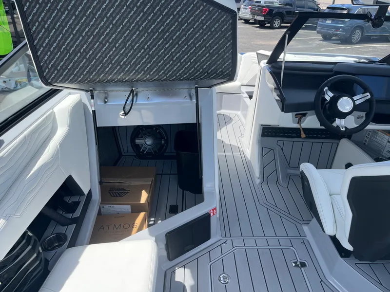 Slide: The Image of Nautique G23 2026 - 15