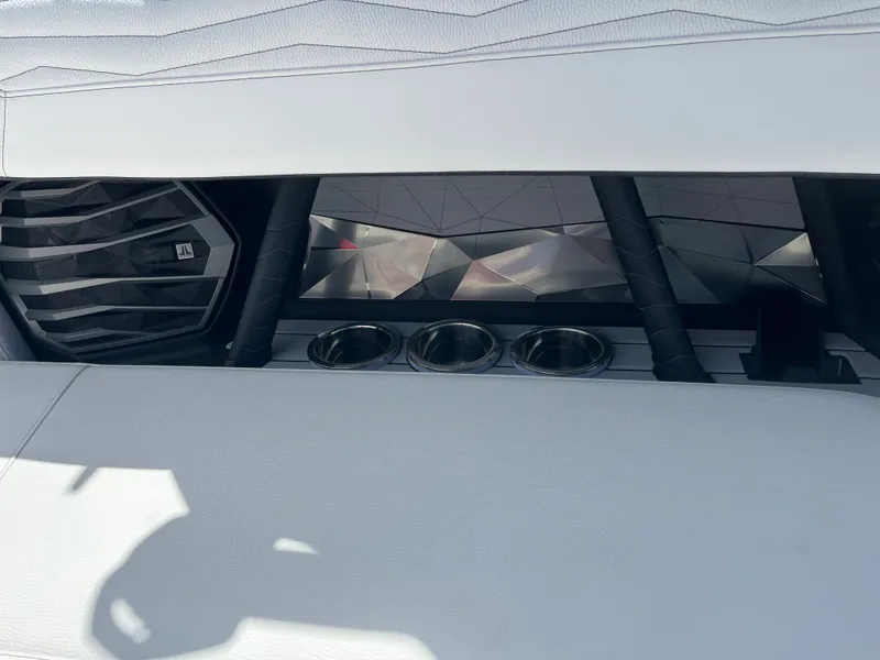 Slide: The Image of Nautique G23 2026 - 28