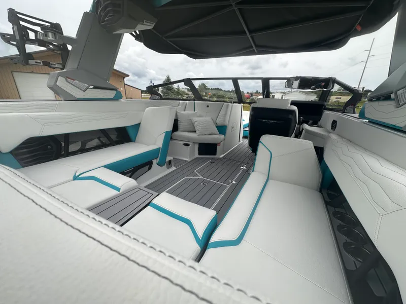 Slide: The Image of Nautique G23 2026 - 10