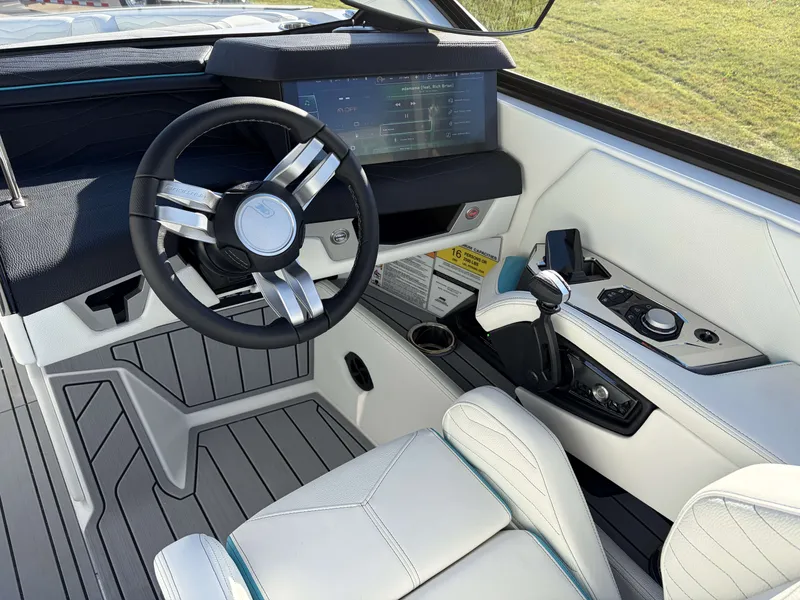 Slide: The Image of Nautique G23 2026 - 24