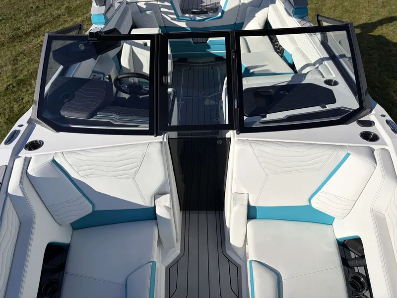 Slide: The Image of Nautique G23 2026 - 33