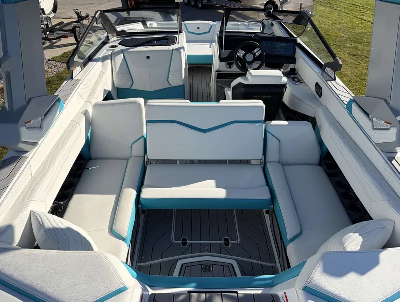 Slide: The Image of Nautique G23 2026 - 13