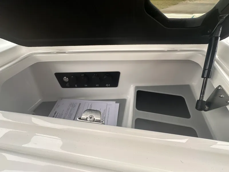 Slide: The Image of Nautique G23 2026 - 8