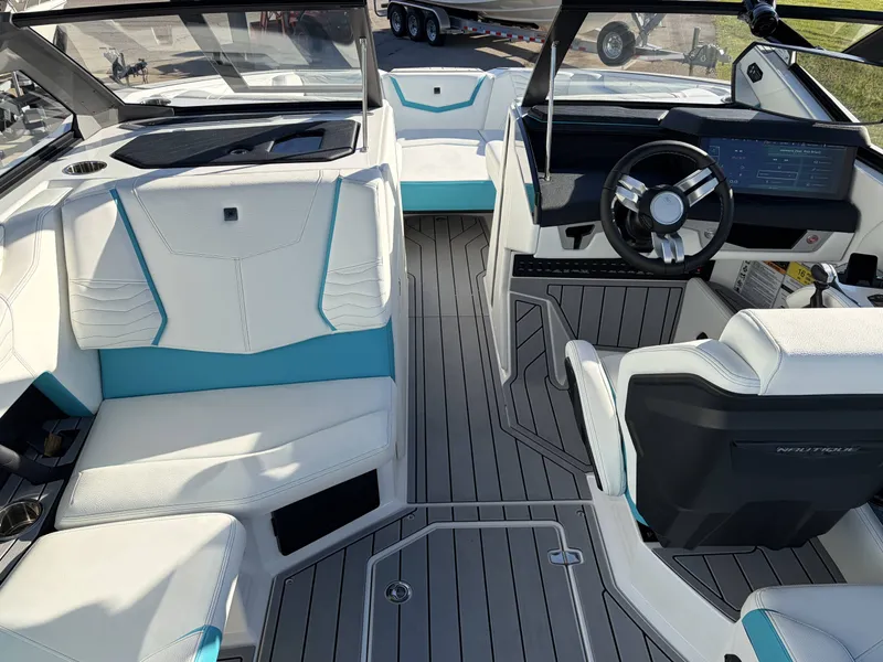 Slide: The Image of Nautique G23 2026 - 16