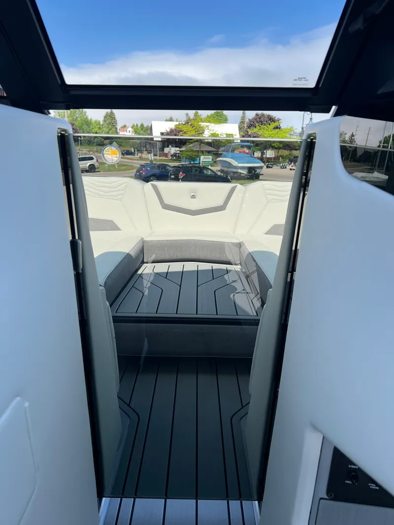 Slide: The Image of Nautique G25 2026 - 18