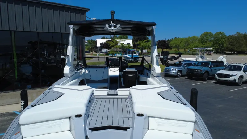 Slide: The Image of Nautique G25 2026 - 3