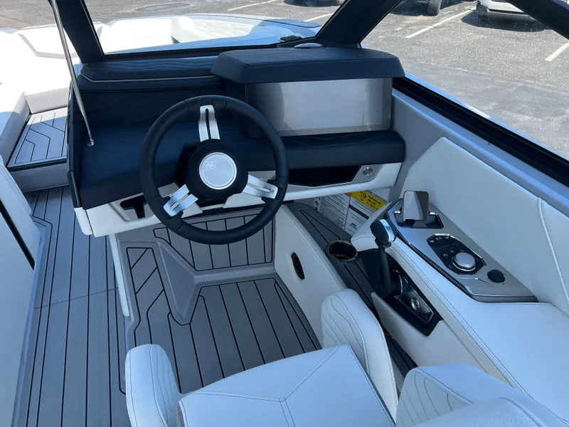 Slide: The Image of Nautique G25 2026 - 10