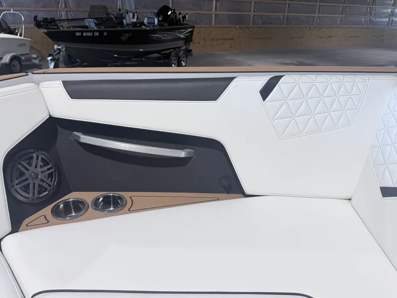 Slide: The Image of Nautique GS24 2026 - 34
