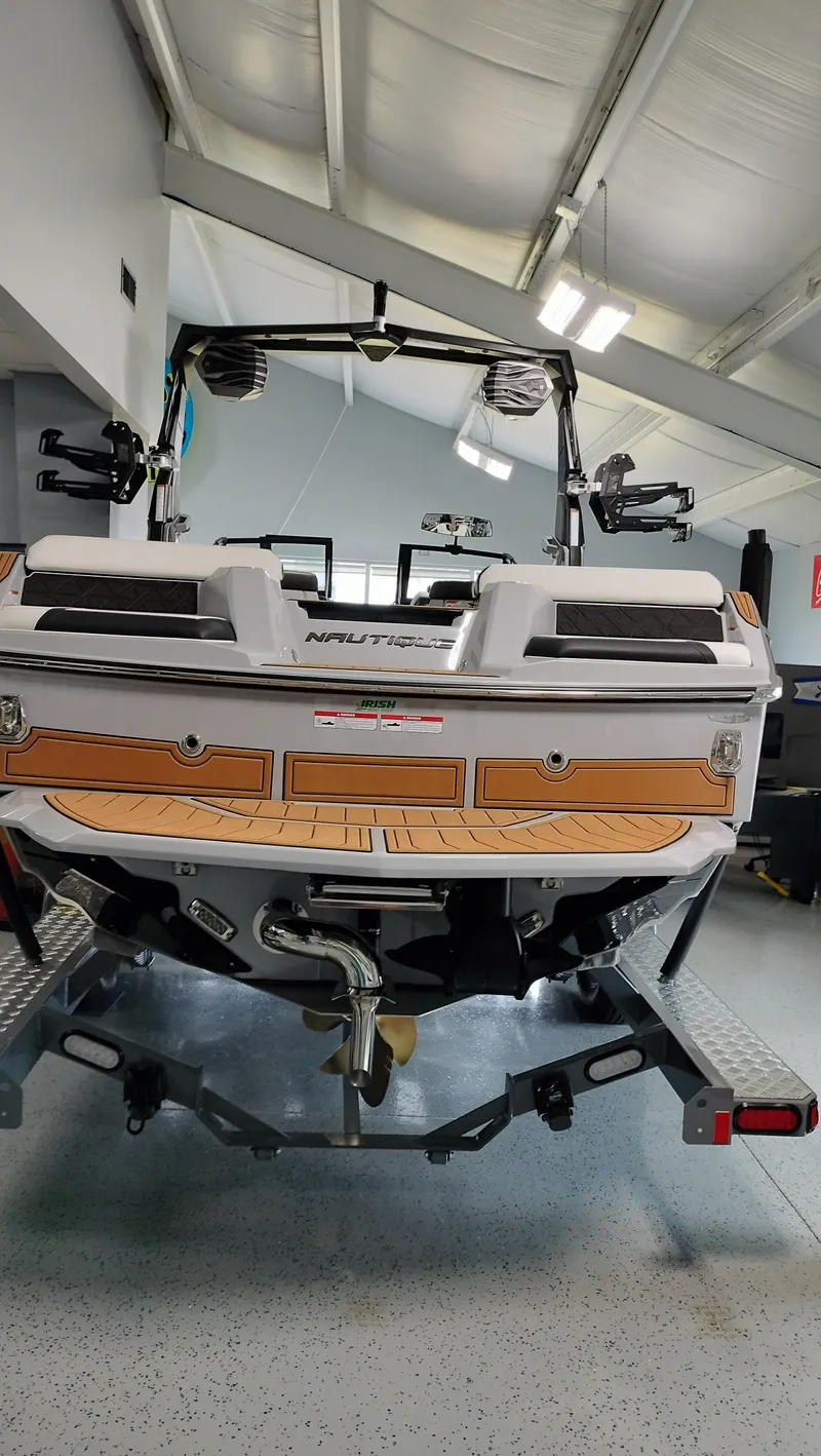 Slide: The Image of Nautique GS24 2026 - 3