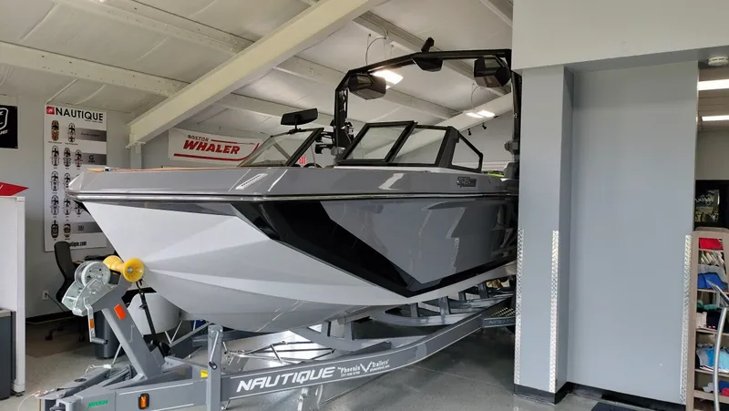 Slide: The Image of Nautique GS24 2026 - 4