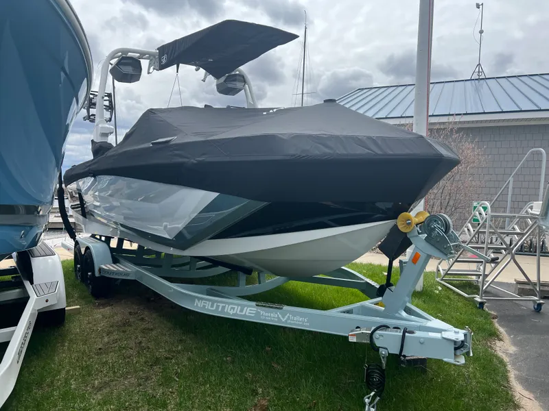 Slide: The Image of Nautique GS24 2026 - 22