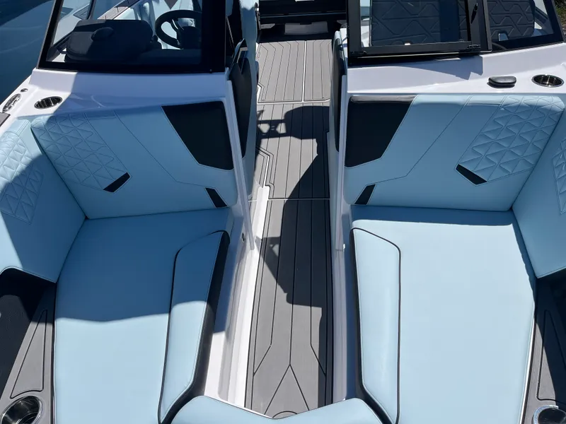 Slide: The Image of Nautique GS24 2026 - 5