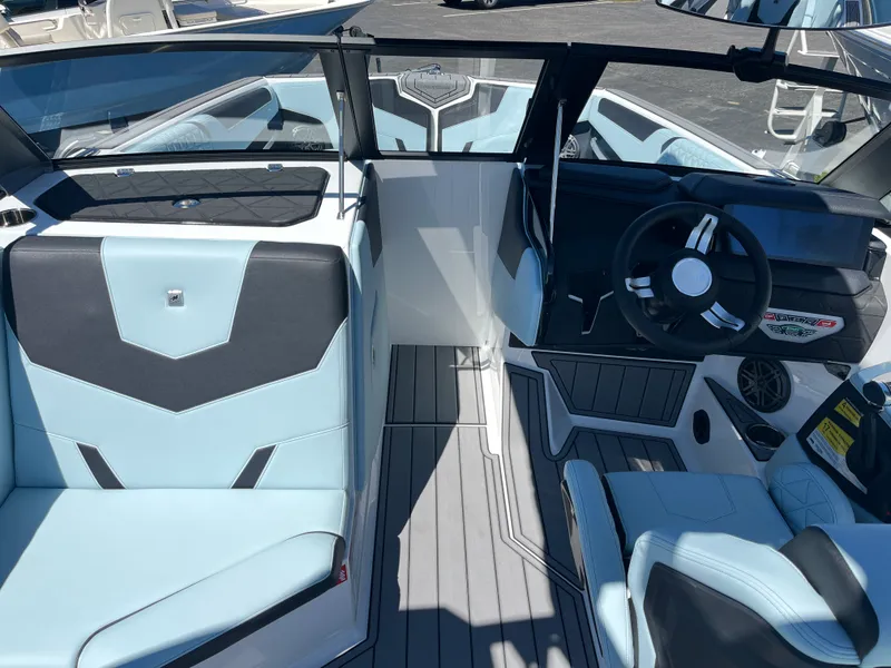 Slide: The Image of Nautique GS24 2026 - 7