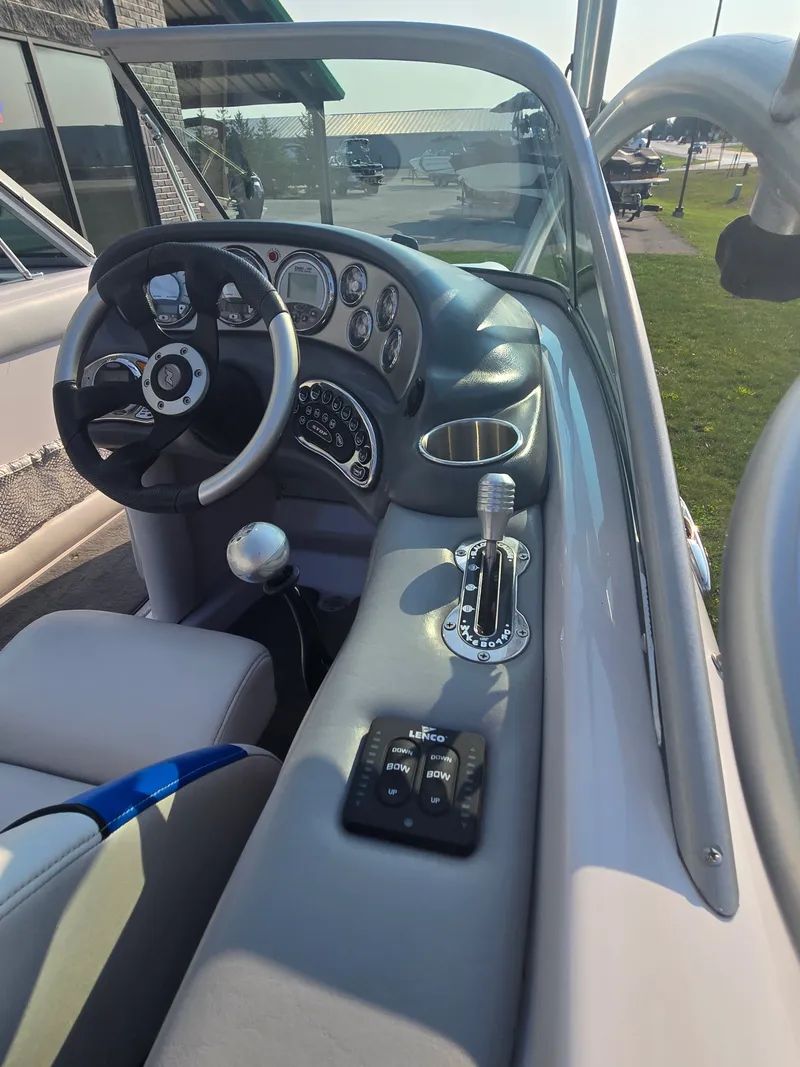 Slide: The Image of Nautique CROSSOVER 211 2008 - 7