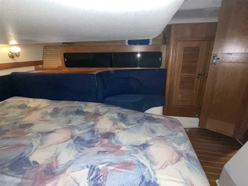 Slide: The Image of CATALINA YACHTS 380 Special 1997 - 28