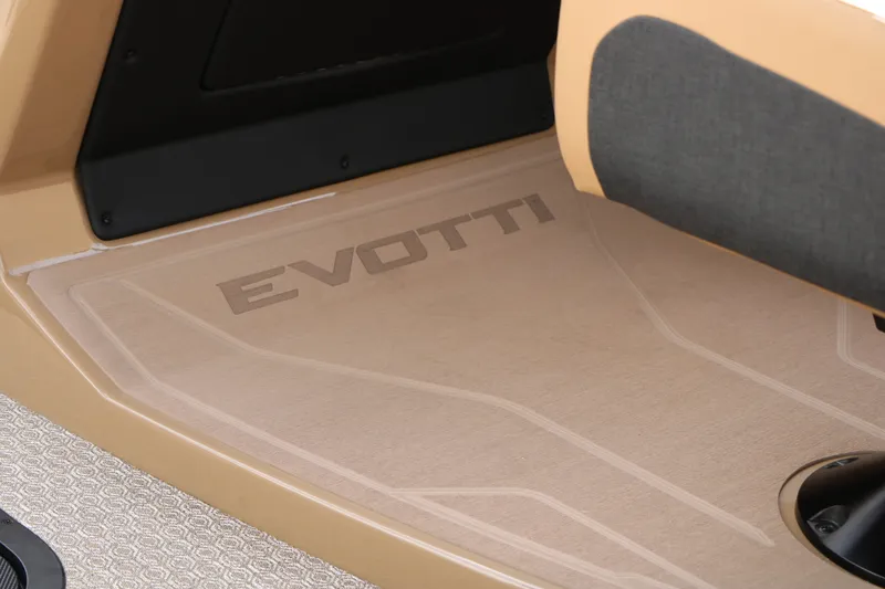 Slide: The Image of EVOTTI 523 CS Tri-Toon 2026 - 34