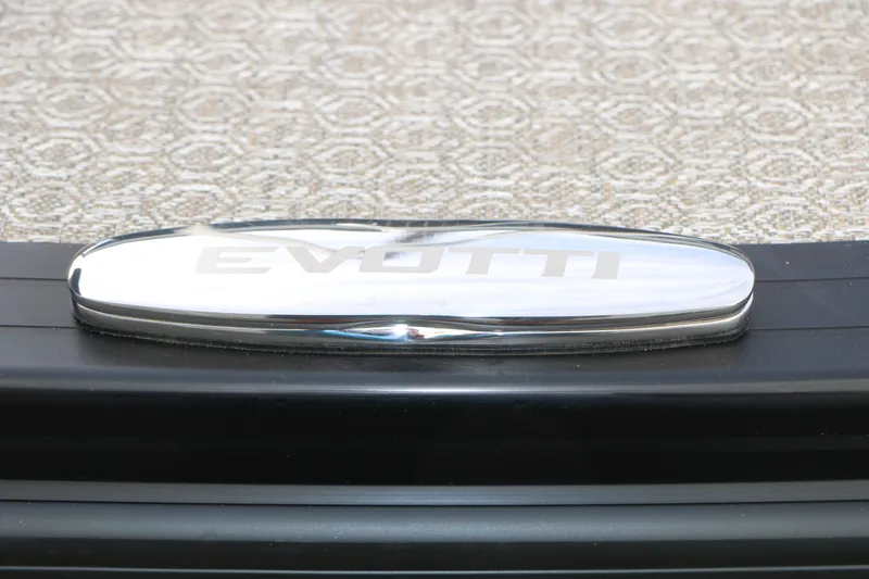 Slide: The Image of EVOTTI 523 CS Tri-Toon 2026 - 45