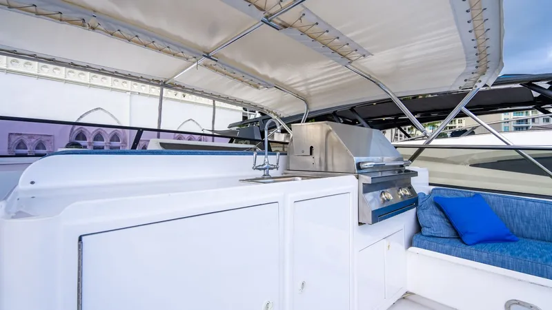 Slide: The Image of Broward Raised Pilothouse MY 1998 - 29