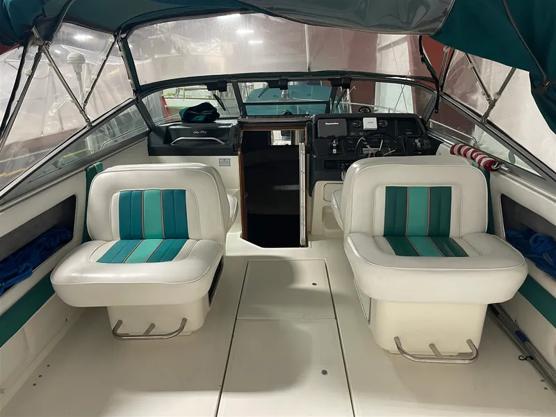 Slide: The Image of Sea Ray 300 Weekender 1993 - 6