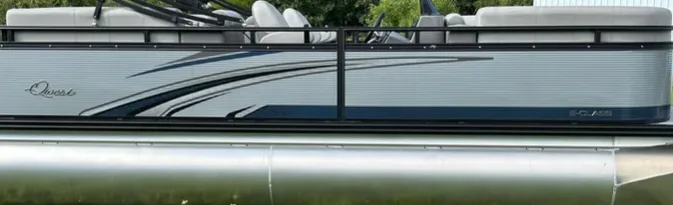 Slide: The Image of Qwest 822 E-Class RLS Triple toon 2023 - 2