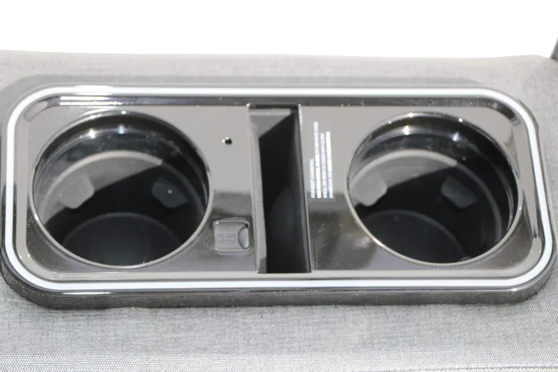 Slide: The Image of EVOTTI 723 QL Tri-Toon 2026 - 47