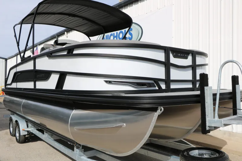 Slide: The Image of EVOTTI 723 QL Tri-Toon 2026 - 59