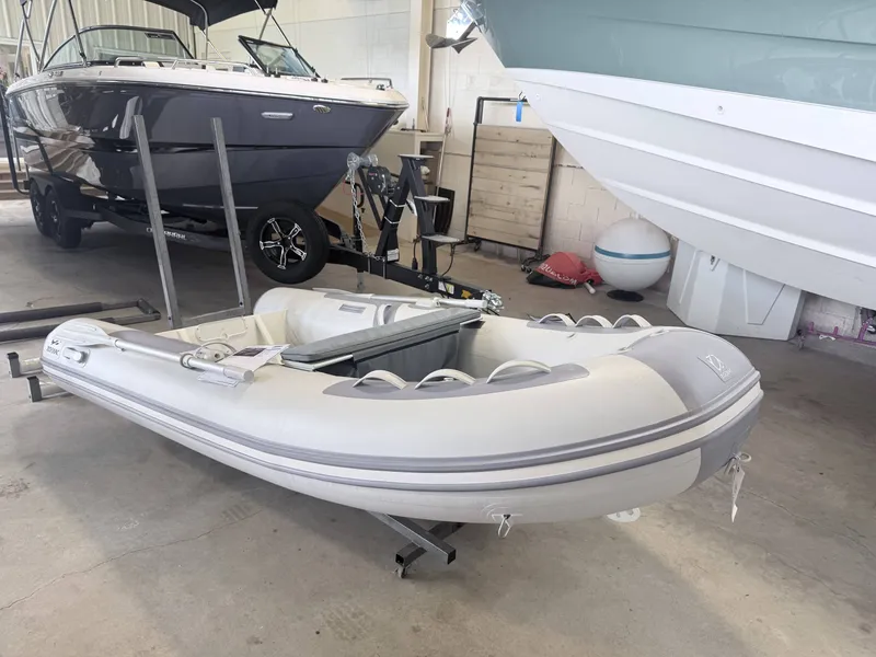 The Image of ZODIAC CADET 330 ALU R 2025 - 0
