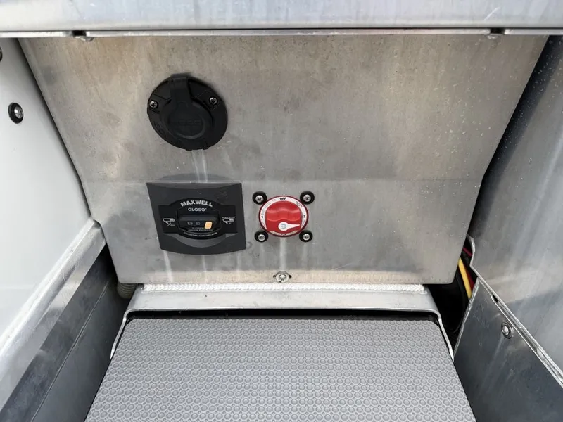 Slide: The Image of Stabi-Craft 1850 Fisher Offshore 2022 - 7