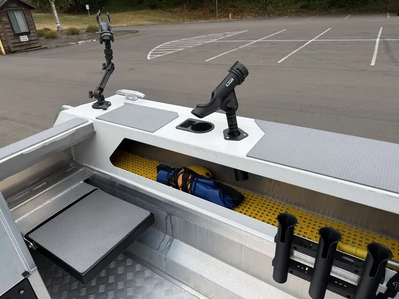 Slide: The Image of Stabi-Craft 1850 Fisher Offshore 2022 - 5