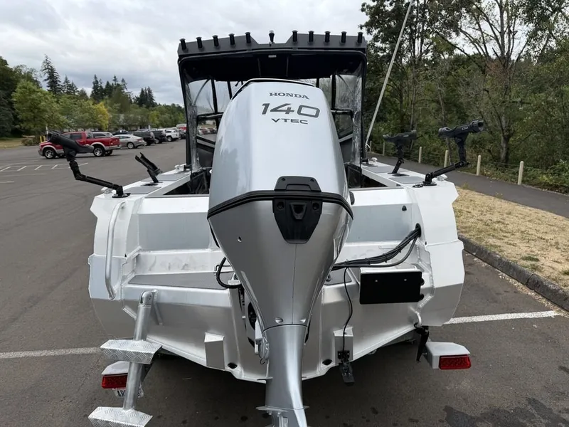 Slide: The Image of Stabi-Craft 1850 Fisher Offshore 2022 - 1