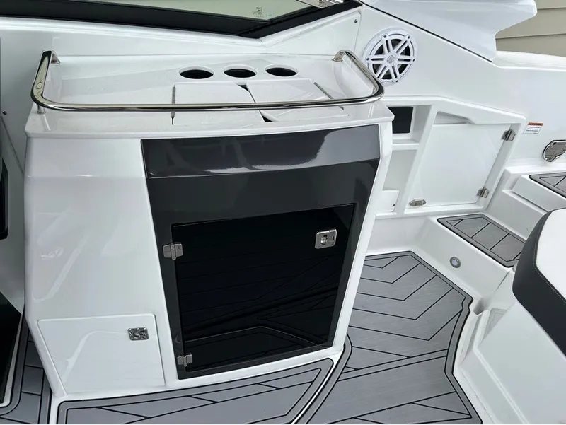 Slide: The Image of Monterey 298SS 2022 - 13