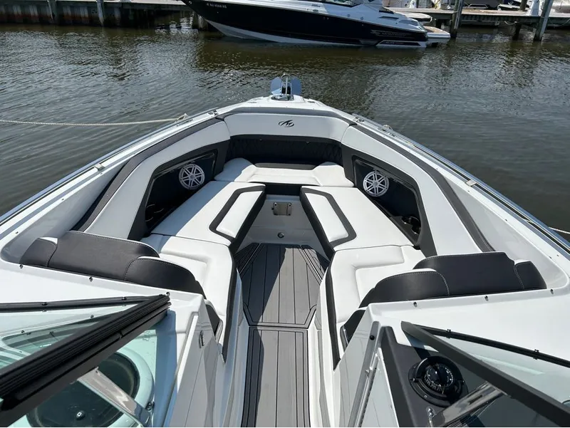Slide: The Image of Monterey 298SS 2022 - 25