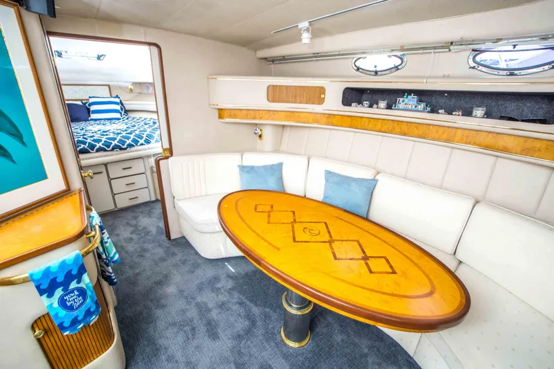 Slide: The Image of Sea Ray 450 Sundancer 1995 - 27