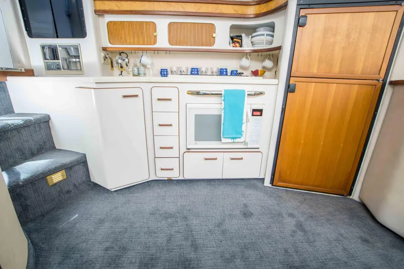 Slide: The Image of Sea Ray 450 Sundancer 1995 - 20