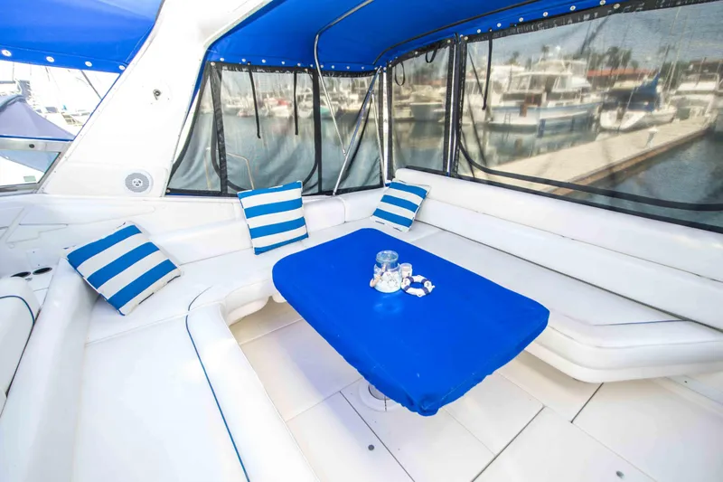 Slide: The Image of Sea Ray 450 Sundancer 1995 - 16