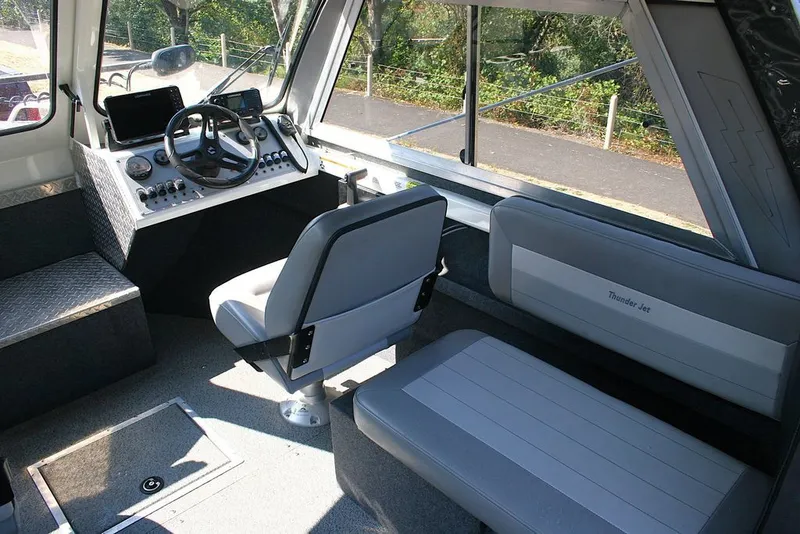 Slide: The Image of Thunder Jet 185 Luxor 2021 - 5