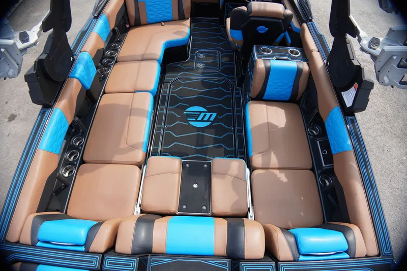 Slide: The Image of Malibu 24 MXZ 2026 - 9