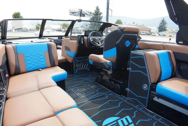 Slide: The Image of Malibu 24 MXZ 2026 - 11